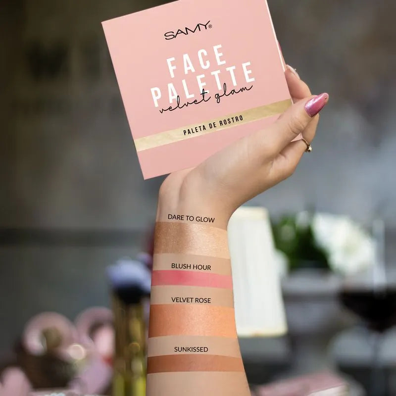 PALETA DE ROSTRO VELVET GLAM